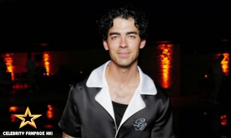 Joe Jonas participa de uma festa de praia de Glam em Atenas após sua separação de Stormi Bree