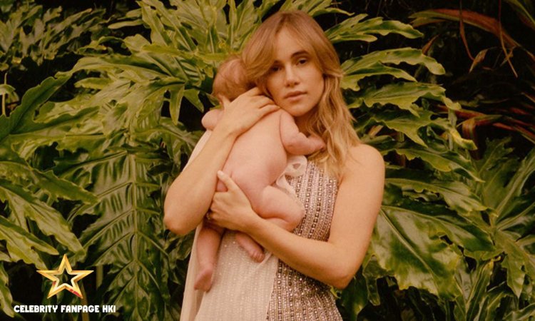 “Eu não aceitaria nada em troca”: Suki Waterhouse em sua viagem selvagem da It-Girl de Londres para a mãe de Los Angeles, e encontrando o “amor puro” com Robert Pattinson