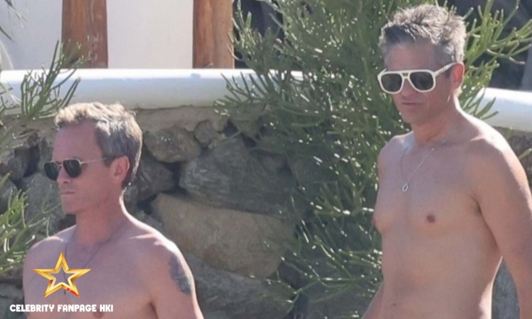 Neil Patrick Harris e o marido David Burtka vão para o natação no mar em Mykonos