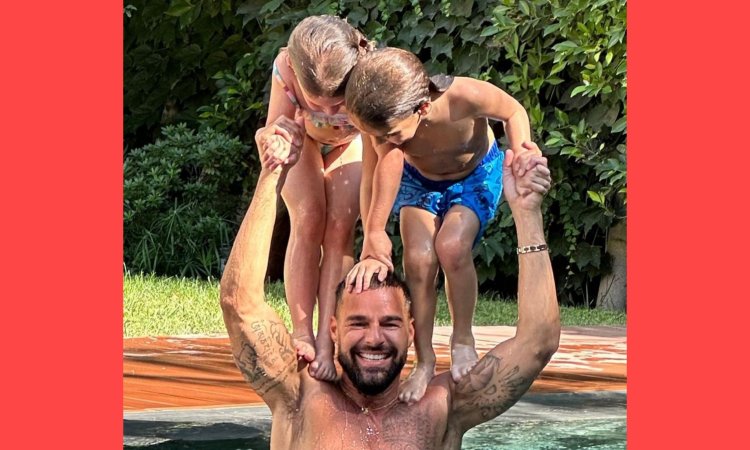 Ricky Martin compartilha fotos raras de seus dois filhos mais jovens!