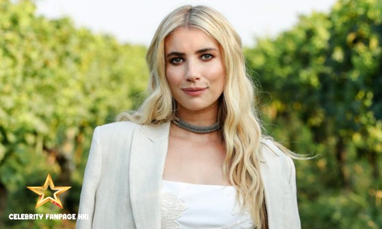 Emma Roberts é oficialmente sua fada madrinha literária