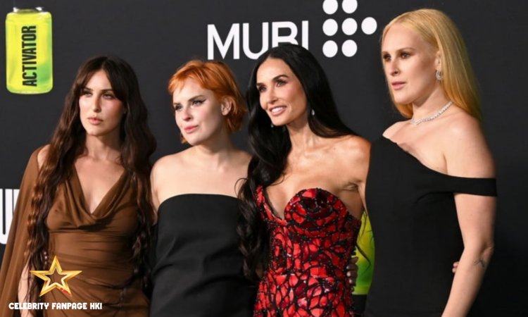 Demi Moore recebe apoio de suas três filhas na estreia de 'The Substance' em Los Angeles