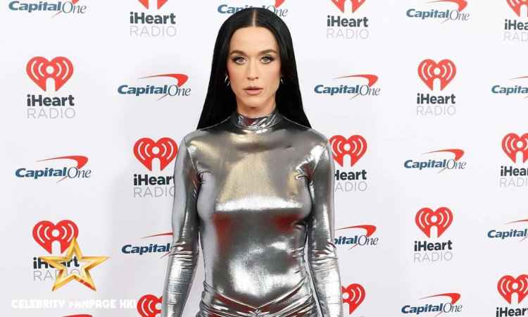 Katy Perry revela se ela lê críticas negativas de álbuns — e os conselhos que seu terapeuta deu sobre elas