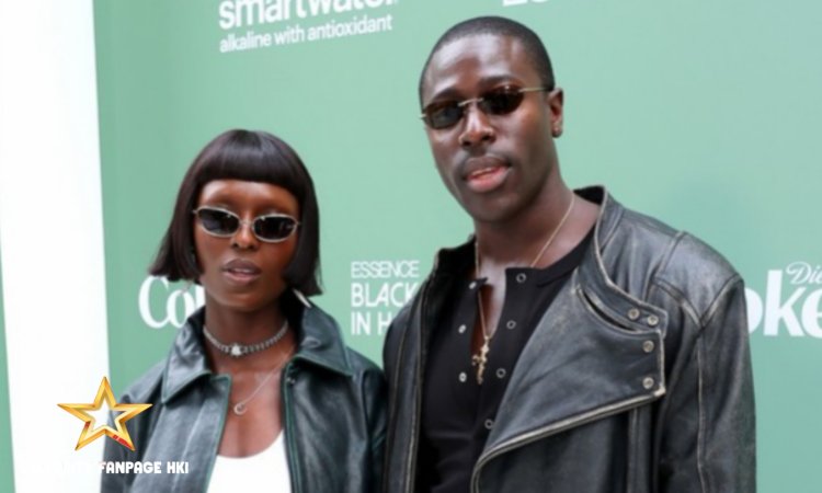 Jodie Turner-Smith & Pal Moses Sumney Seguram Mãos Enquanto Participam de Evento de Essência Durante a Semana do Oscar