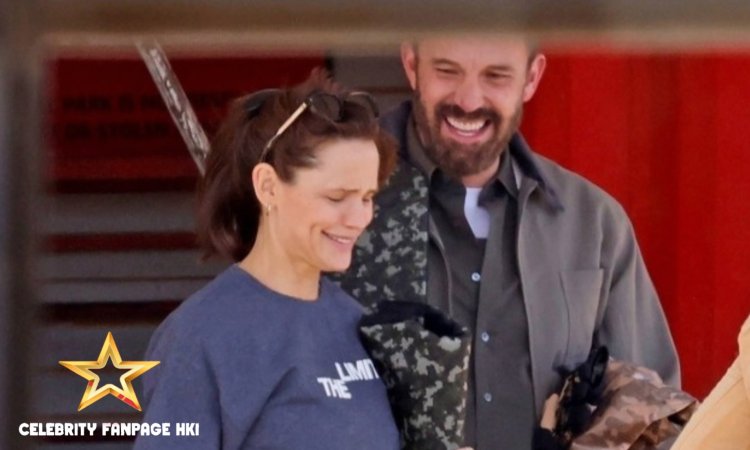 Ben Affleck e Jennifer Garner Rem na Festa de Paintball de Son Samuel