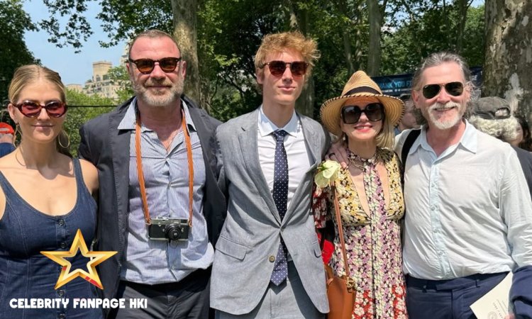 Naomi Watts & Schreiber Reúnem-se com Seus Cônjuges para Celebrar a Graduação de Son Sasha!